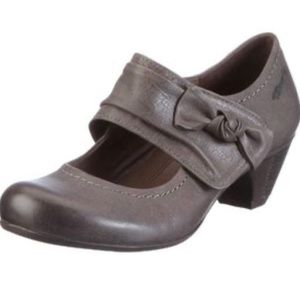 Tamaris Mary Jane Heels